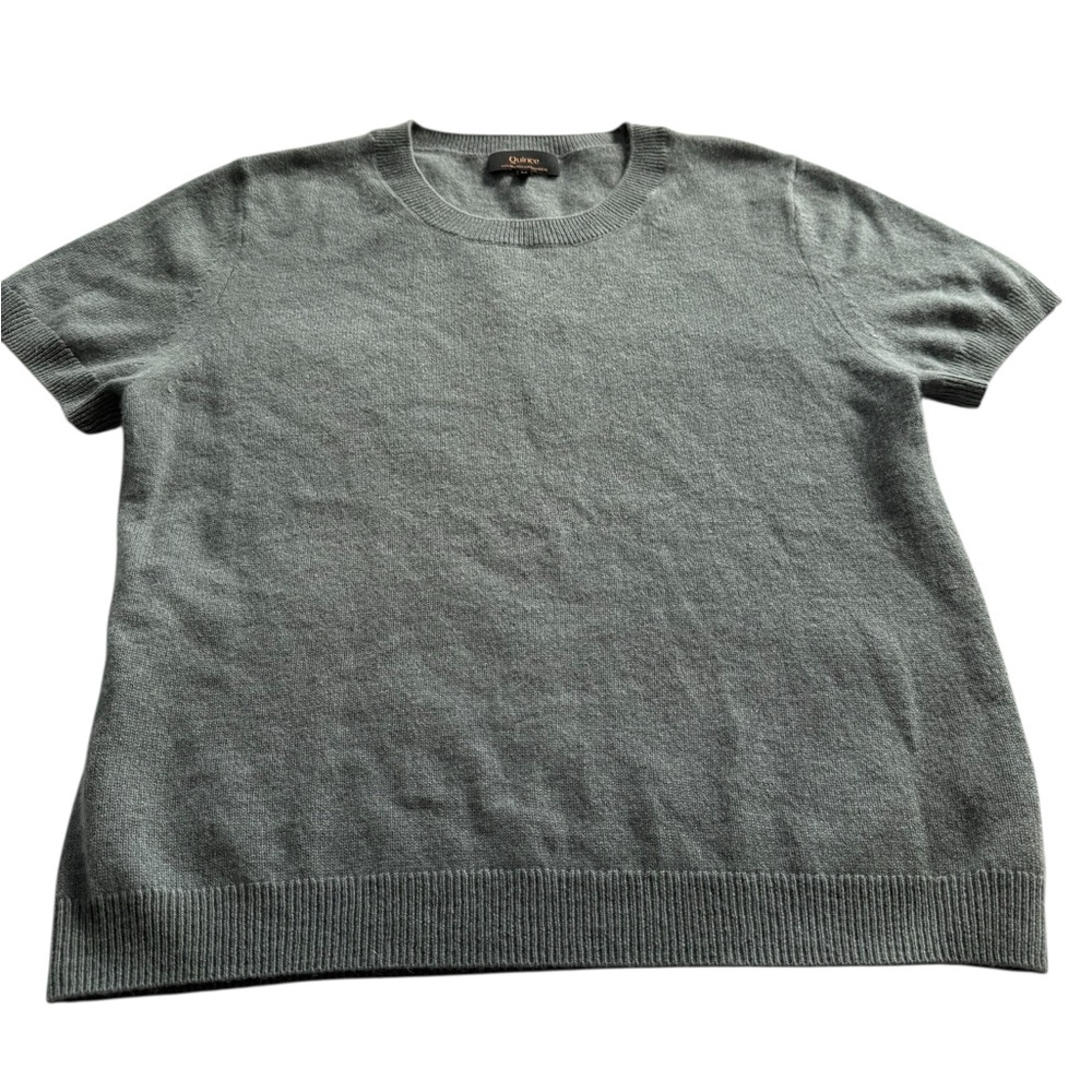 Quince 100% Mongolian Cashmere Short Sleeve Crewneck Sweater - Heather Gray - Picture 4 of 8